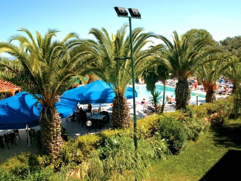 Morfeas Hotel Kávos Exteriér fotografie