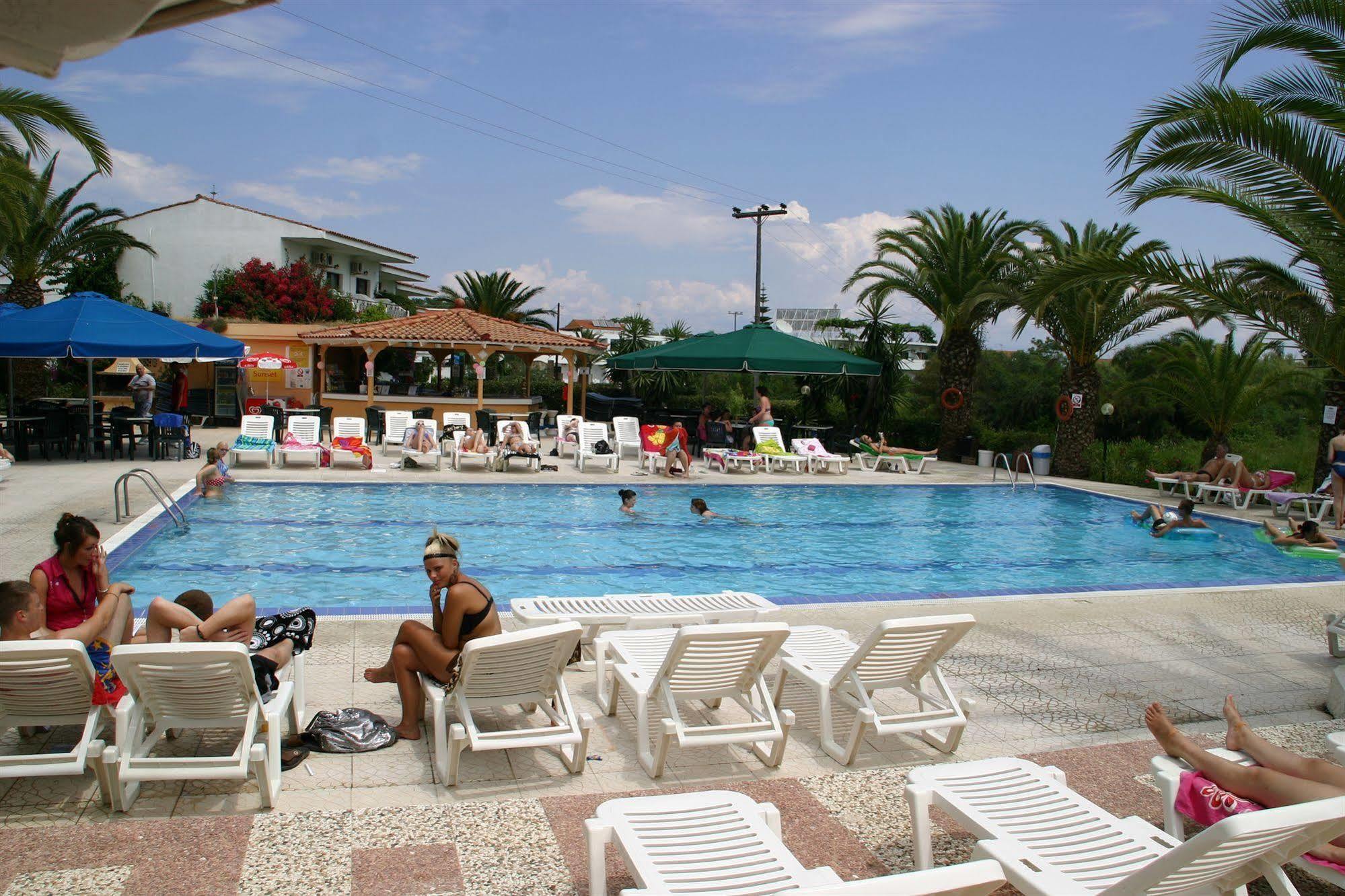 Morfeas Hotel Kávos Exteriér fotografie