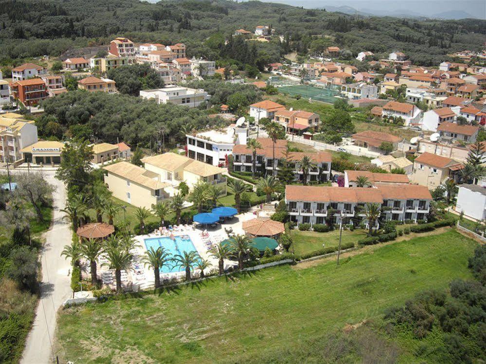 Morfeas Hotel Kávos Exteriér fotografie